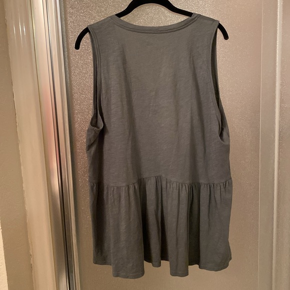 LOFT Vintage Soft Peplum Tank, Sage Green, Size L - Picture 2 of 3